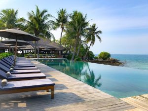 Batu Batu Resort Pool View
