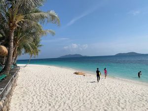 Front Beach of Rawa Island Resort